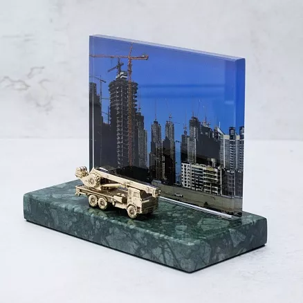 Подарочная инсталляция в подарок строителю МП-41394